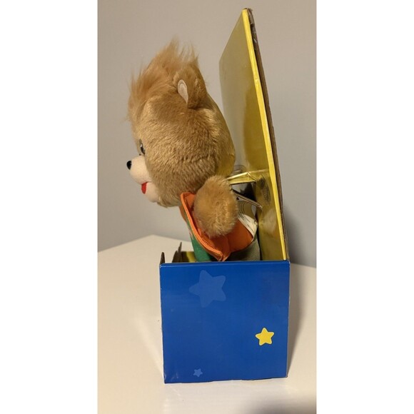 2018 Teddy Ruxpin Adventure Hug'N Sing Plush Toy Bear Sings Lets Sail Away Today - Picture 3 of 9